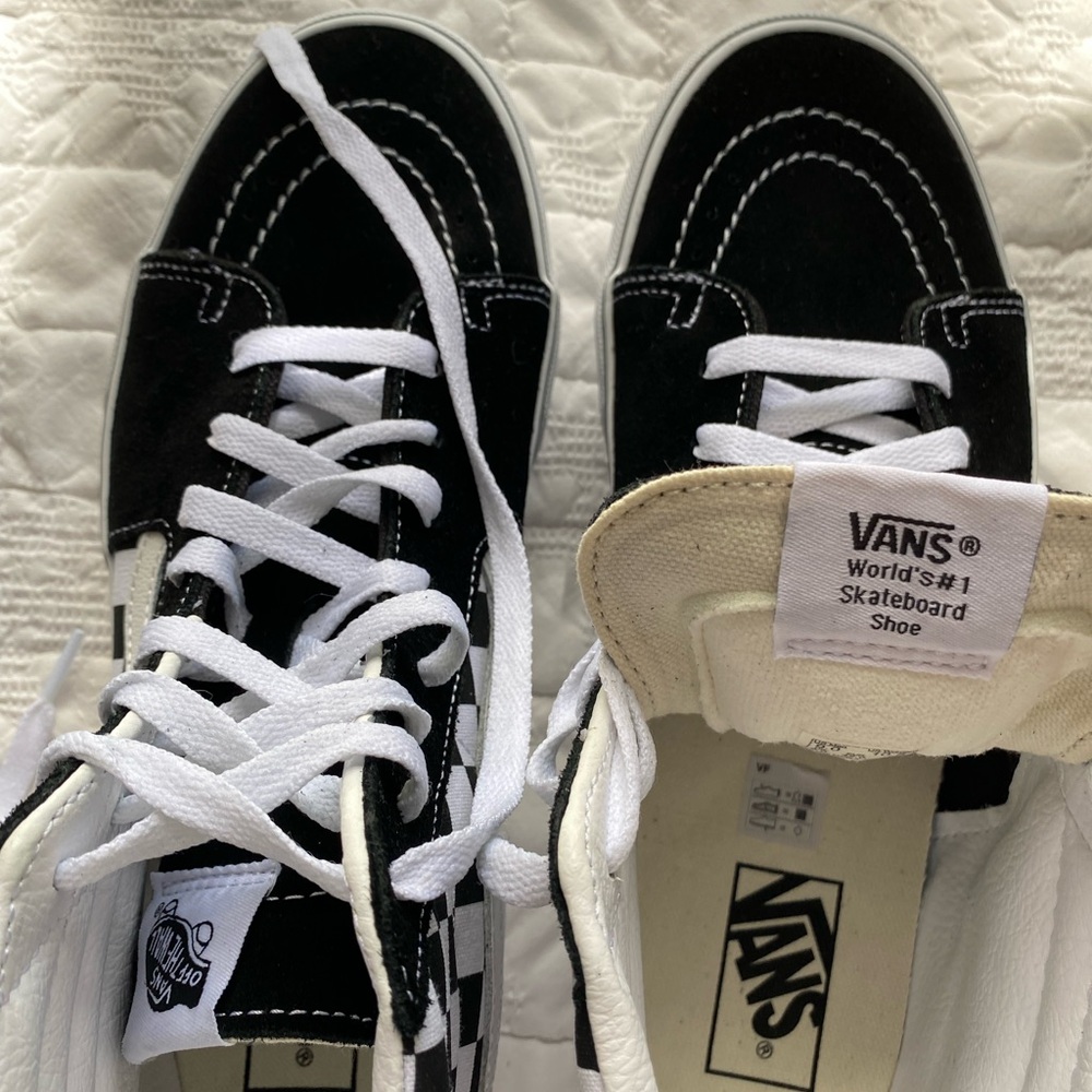 New Vans Checkerboard High-Top Sneakers in Black and White ( - Picture 7 of 8